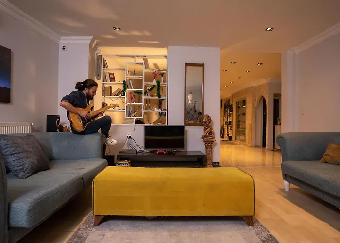 Room In A Digital Nomad House 103